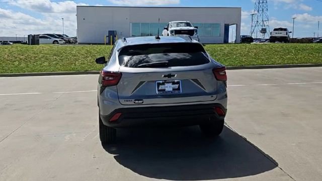 New 2026 Chevrolet Trax LT FWD image 7