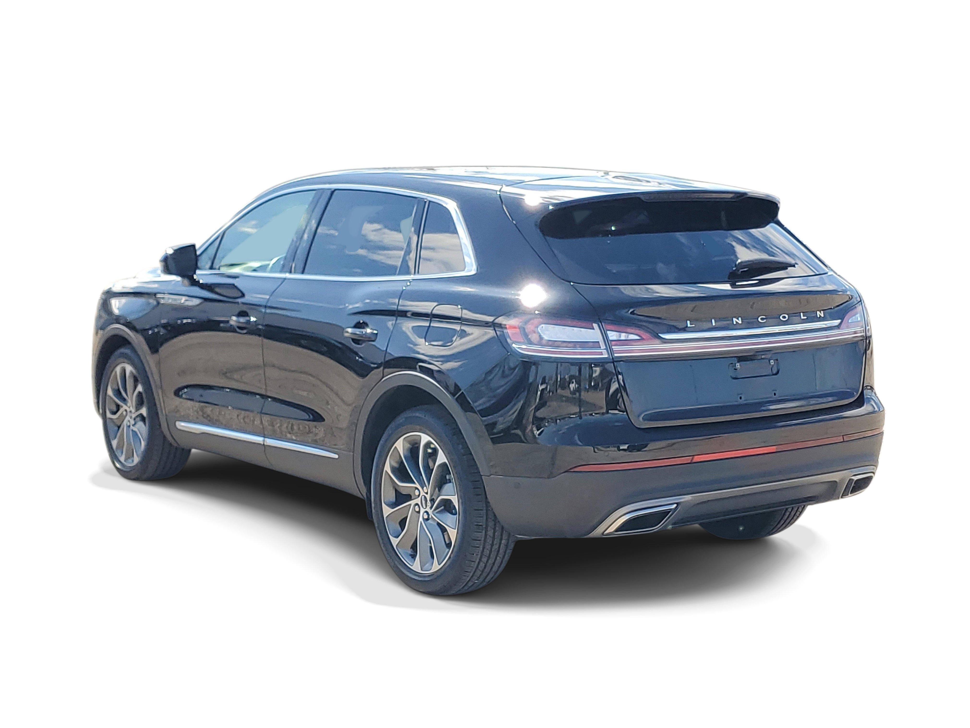 Certified 2023 Lincoln Nautilus Reserve w/ Equipment Group 201A AWD/4WD image 4