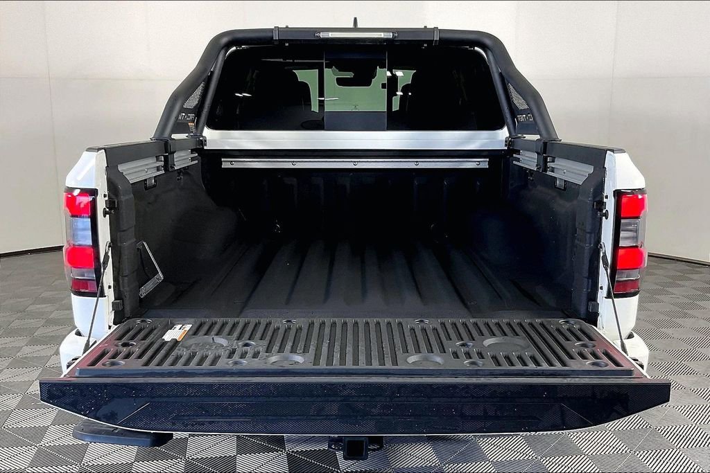 Used 2024 Nissan Frontier SL w/ Technology Package image 40