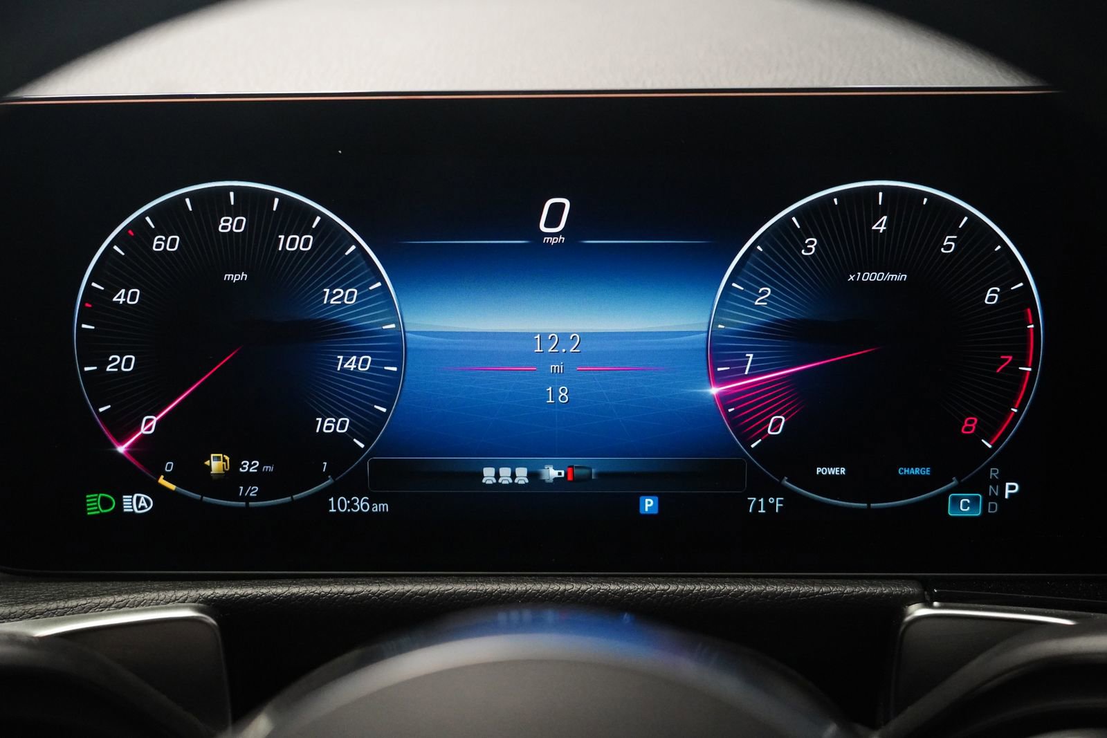 New 2026 Mercedes-Benz GLB 250 4MATIC image 21