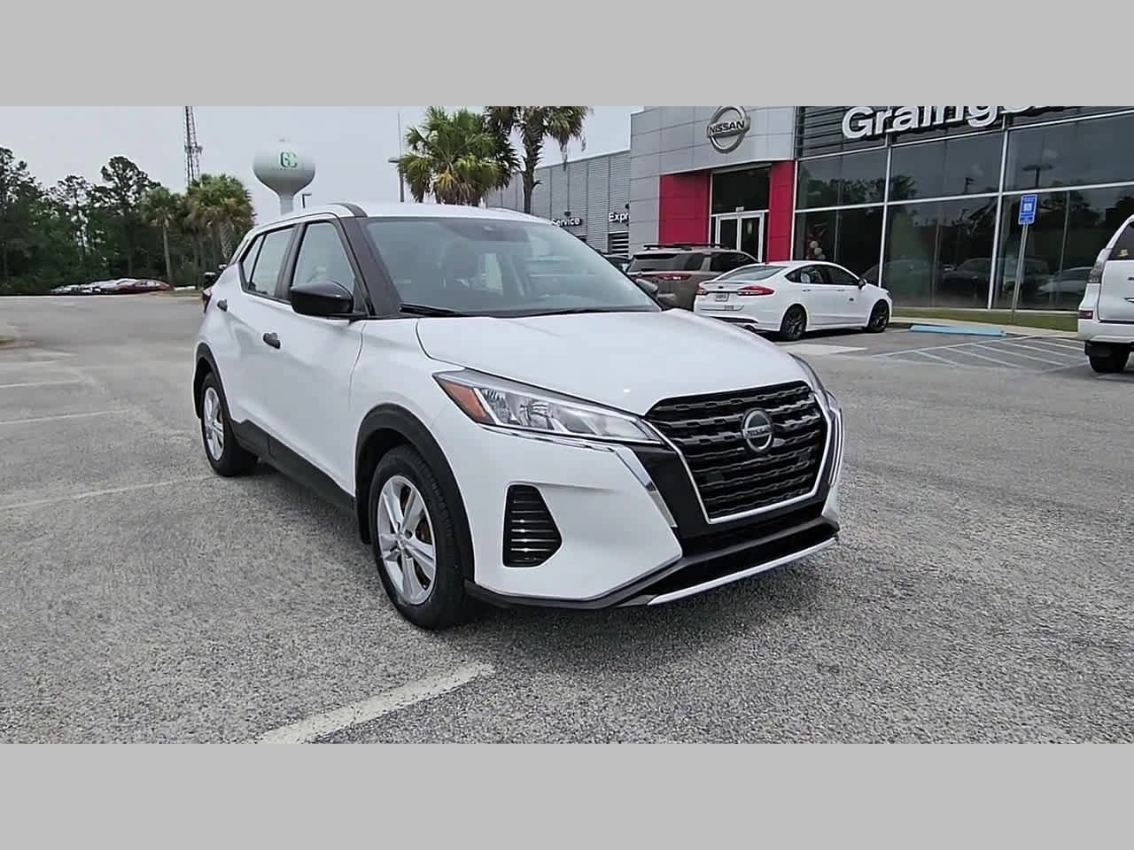 Used 2021 Nissan Kicks S FWD image 19
