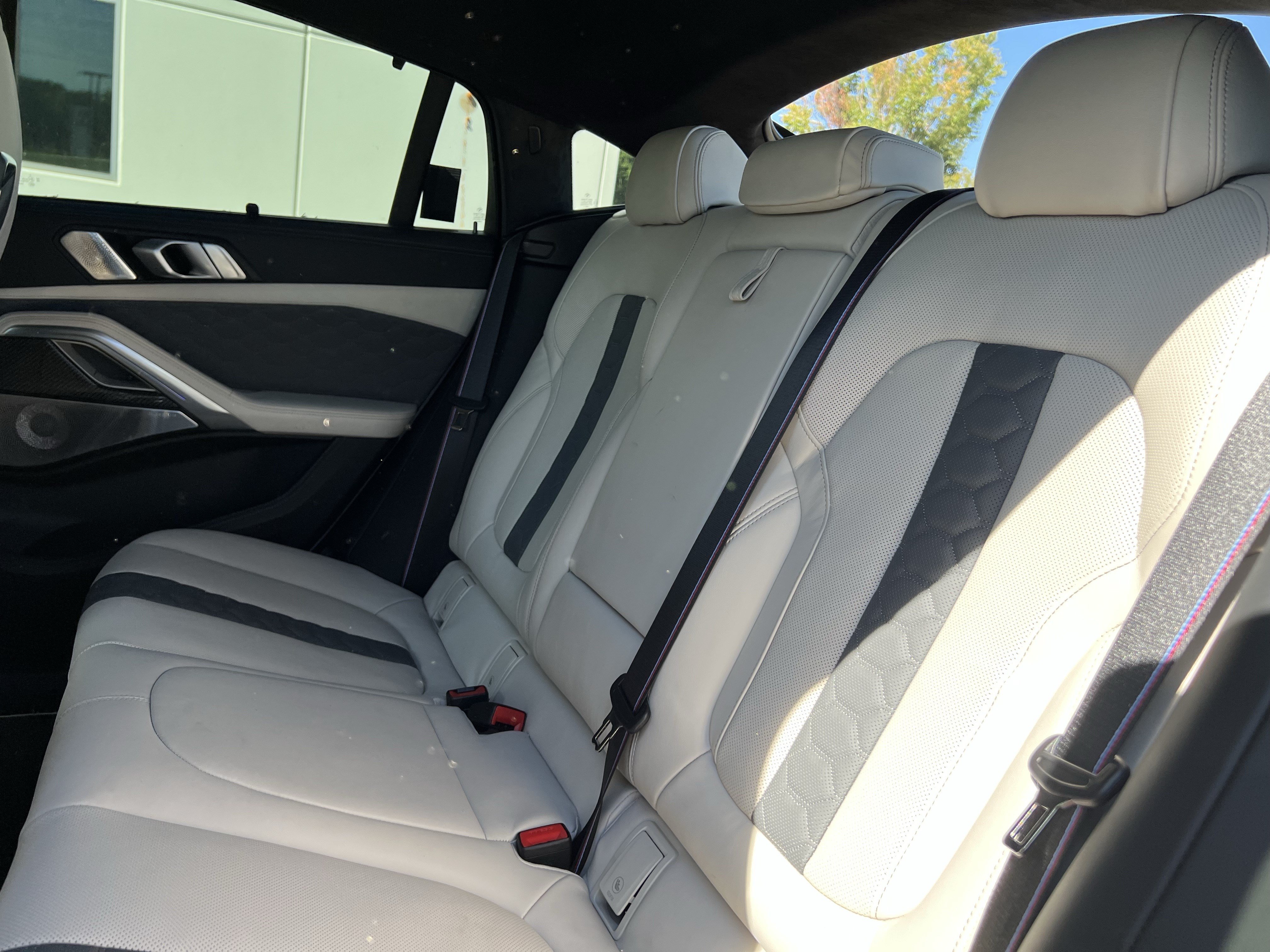 Used 2025 BMW X6 M Competition w/ Executive Package AWD/4WD image 33