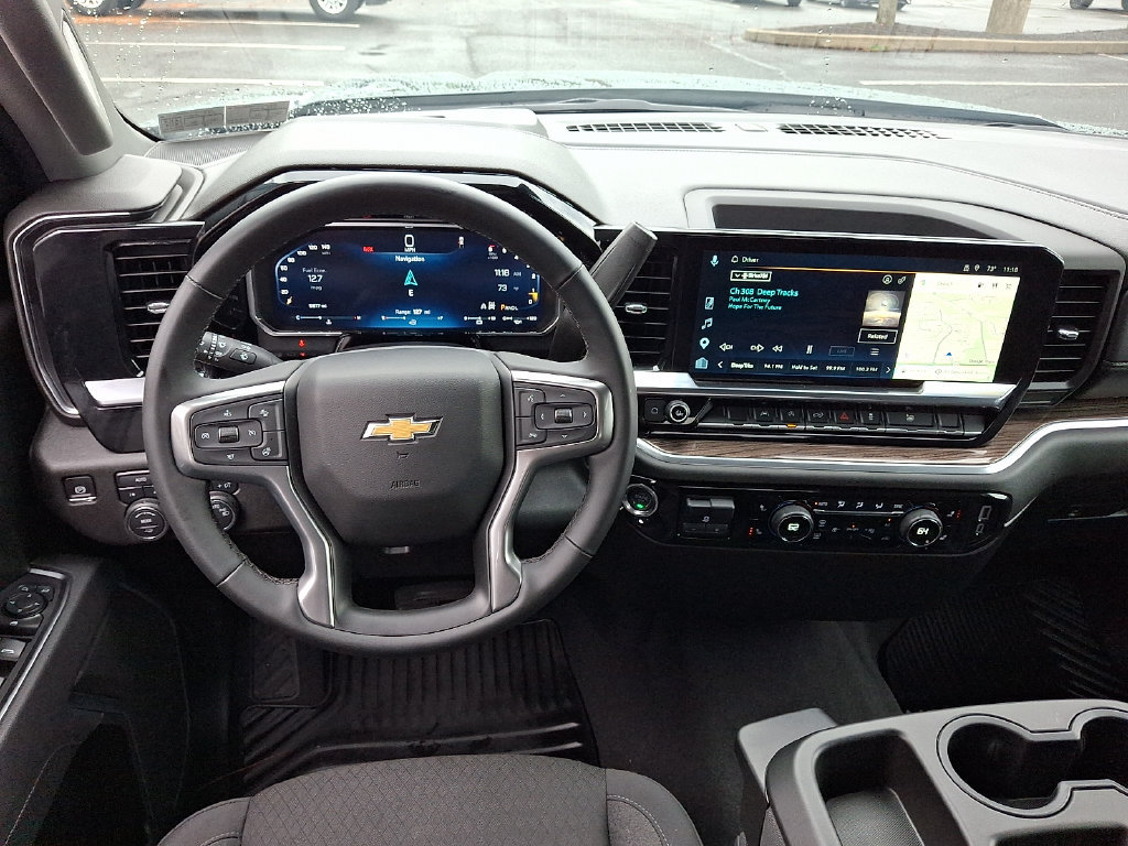 Used 2026 Chevrolet Silverado 1500 LT AWD/4WD image 12