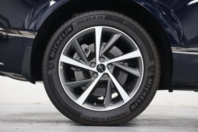 New 2026 Genesis GV80 2.5T Select AWD/4WD image 16