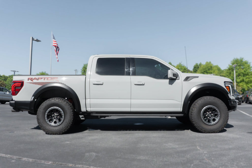 Used 2024 Ford F150 Raptor AWD/4WD image 14