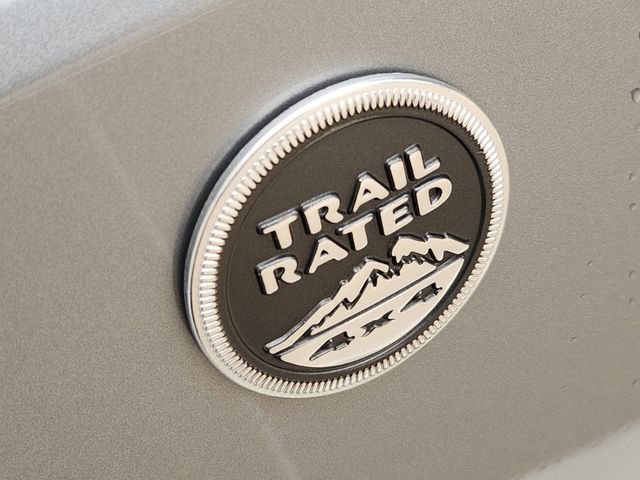Used 2014 Jeep Wrangler Unlimited Sahara w/ Connectivity Group image 13