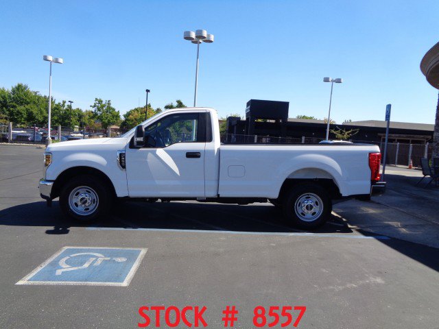 Used 2018 Ford F250 XL w/ Power Equipment Group RWD image 2