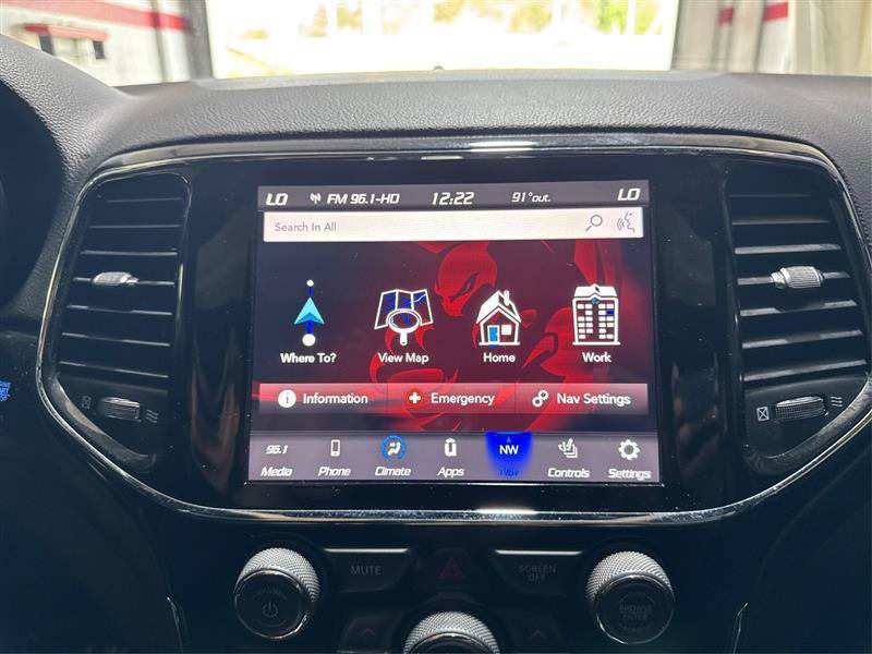 Used 2020 Jeep Grand Cherokee Altitude AWD/4WD image 36