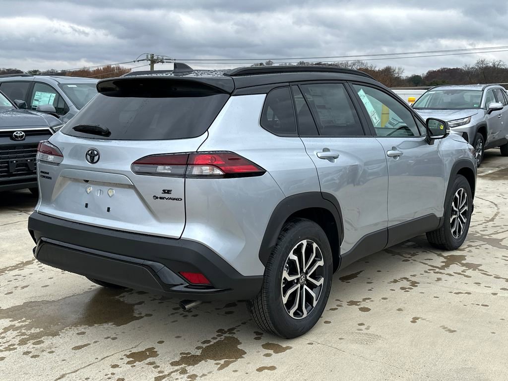 New 2026 Toyota Corolla Cross SE image 4