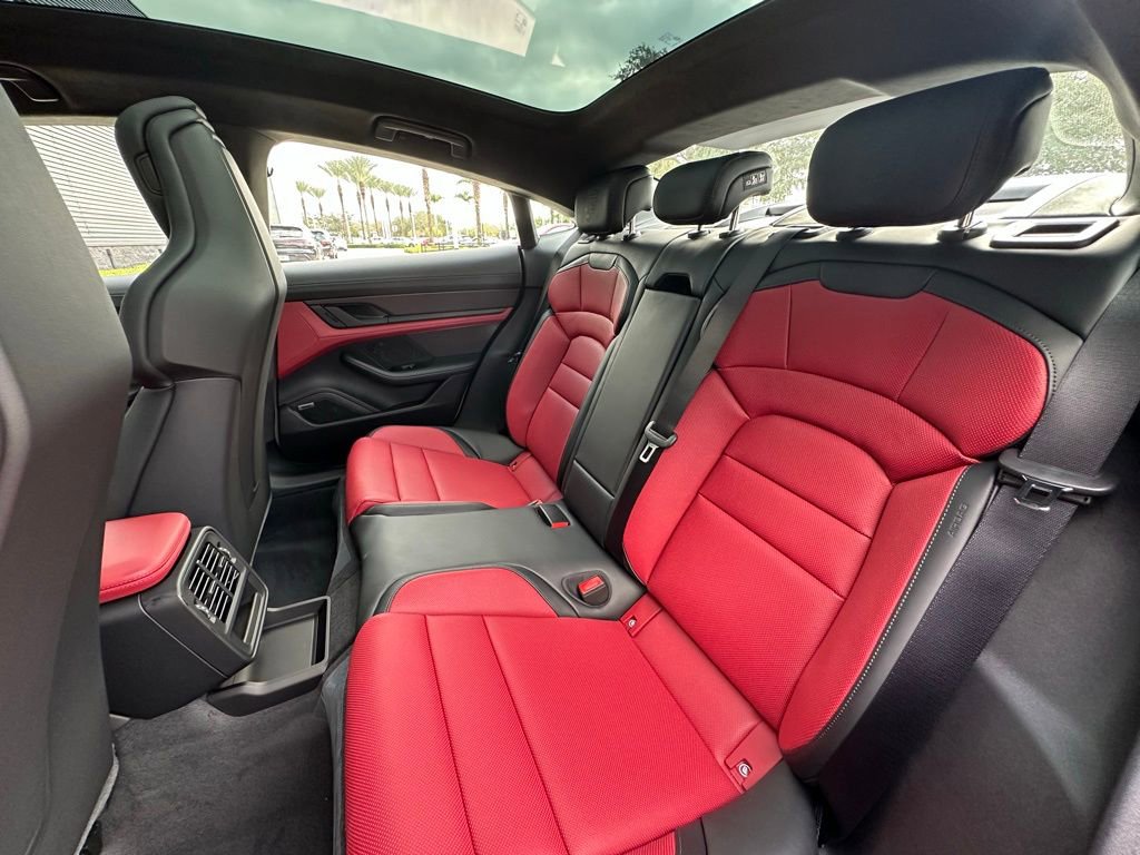 Used 2026 Porsche Taycan GTS image 39