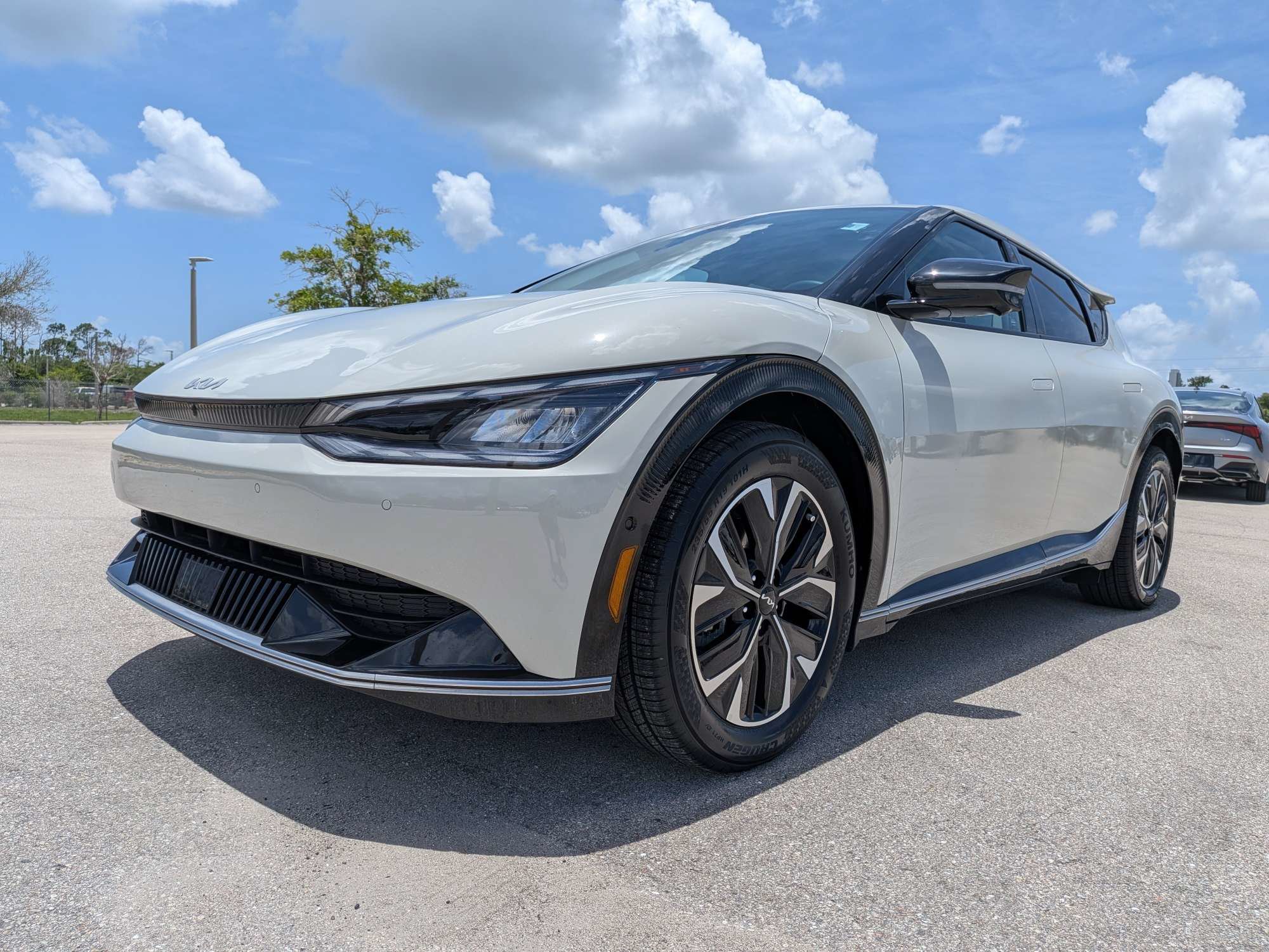 Certified 2024 Kia EV6 Wind w/ Wind Technology Package RWD image 9