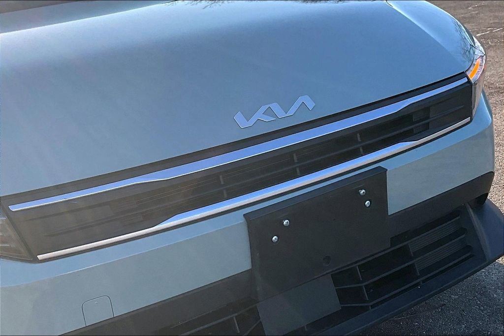 Used 2025 Kia K4 LXS image 28