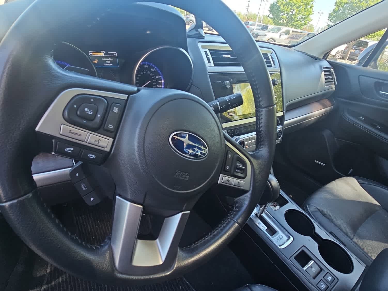 Used 2017 Subaru Outback 2.5i Limited AWD/4WD image 5