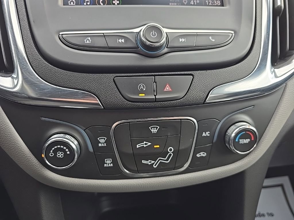 Used 2024 Chevrolet Equinox LS w/ LS Convenience Package image 21