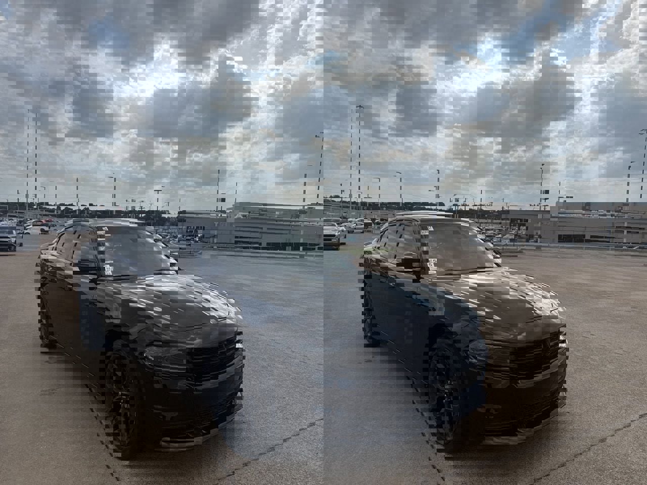 Used 2023 Dodge Charger SXT w/ Blacktop Package image 1