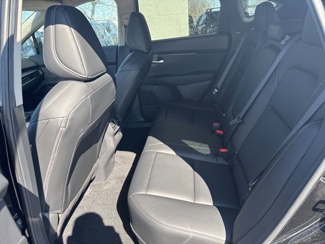 Used 2025 Nissan Murano SV image 18