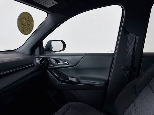 Used 2025 Chevrolet Equinox LT image 24