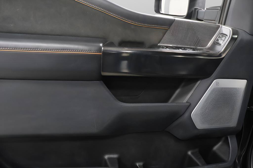 Used 2023 Ford F250 Platinum AWD/4WD image 23
