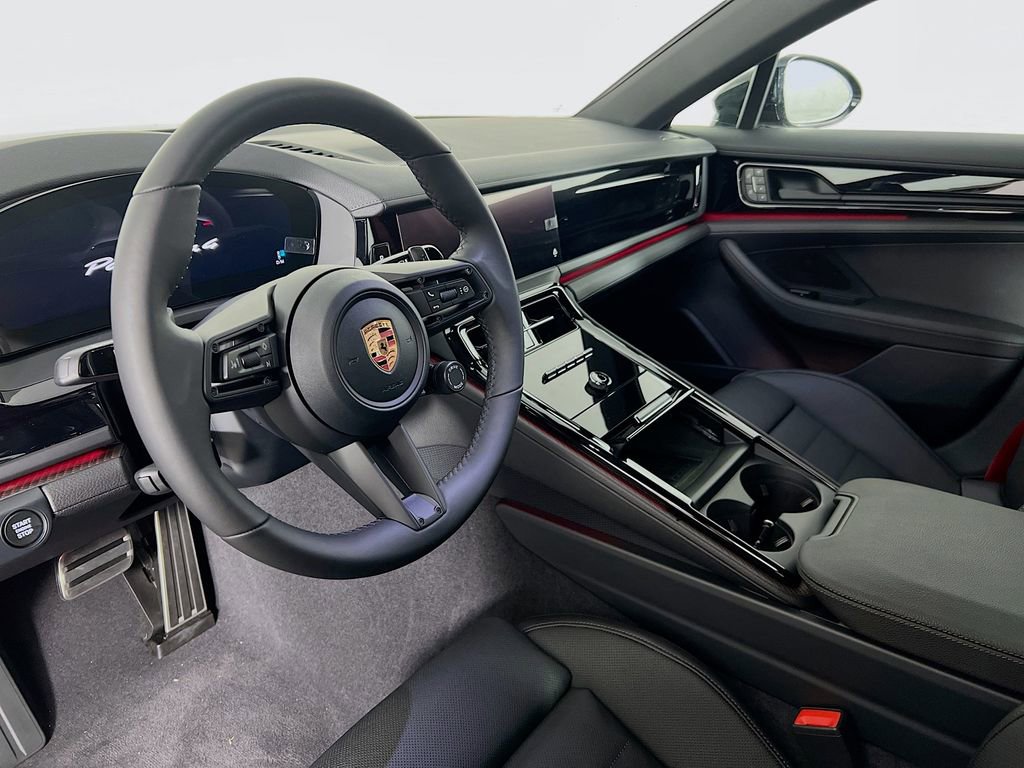 New 2026 Porsche Panamera 4 image 4
