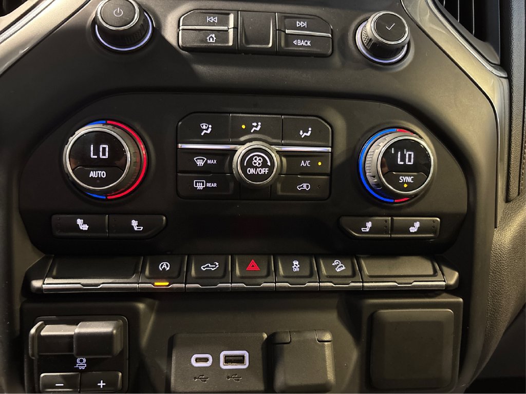 Used 2020 Chevrolet Silverado 1500 LT w/ All-Star Edition AWD/4WD image 35