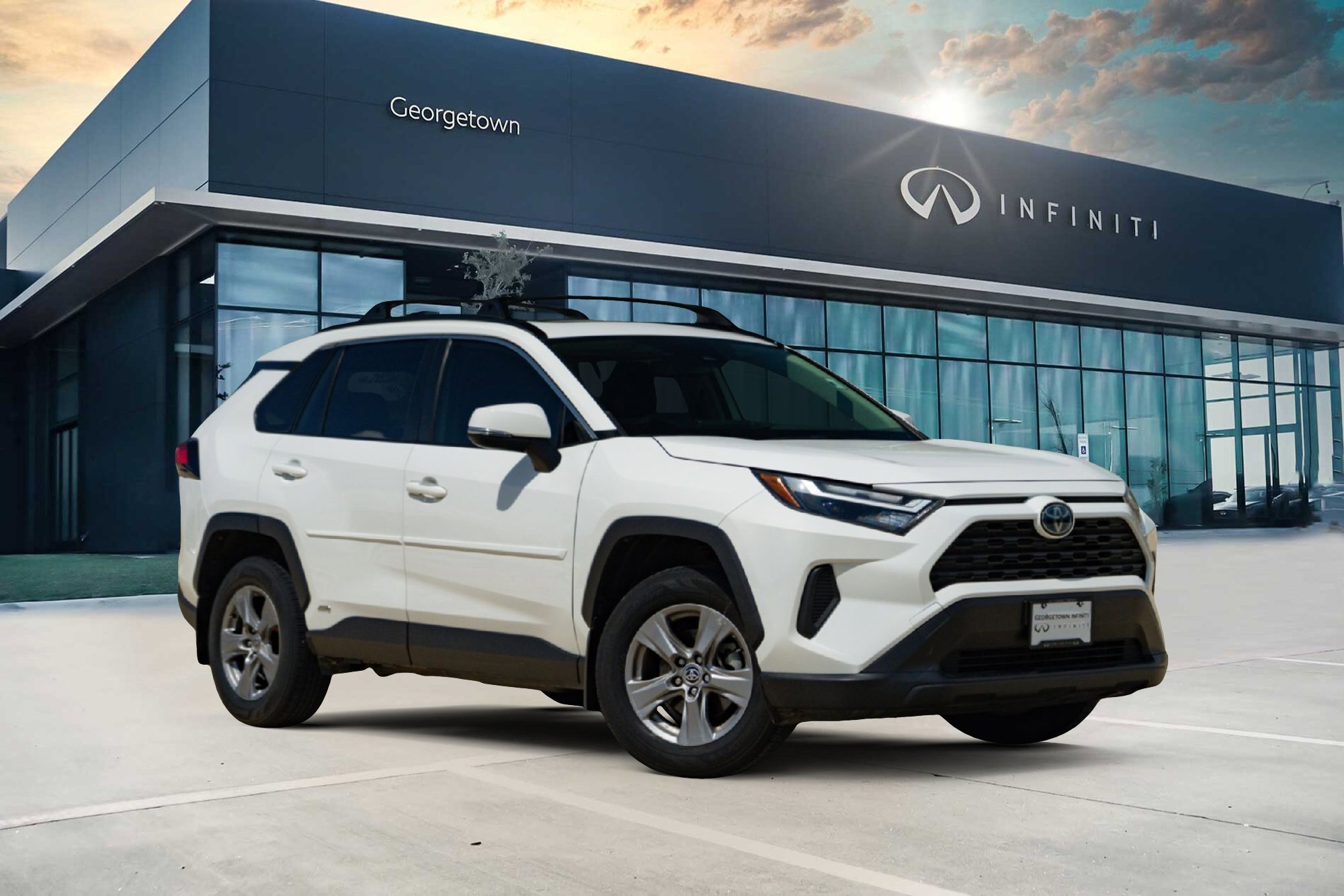 Used 2022 Toyota RAV4 XLE w/ Convenience Package