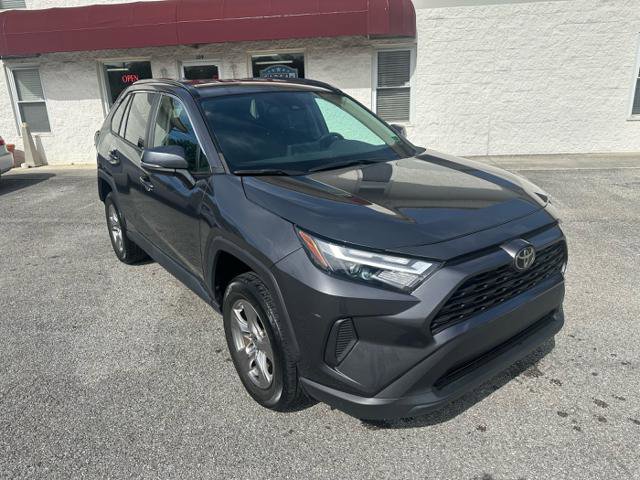 Used 2022 Toyota RAV4 XLE image 19