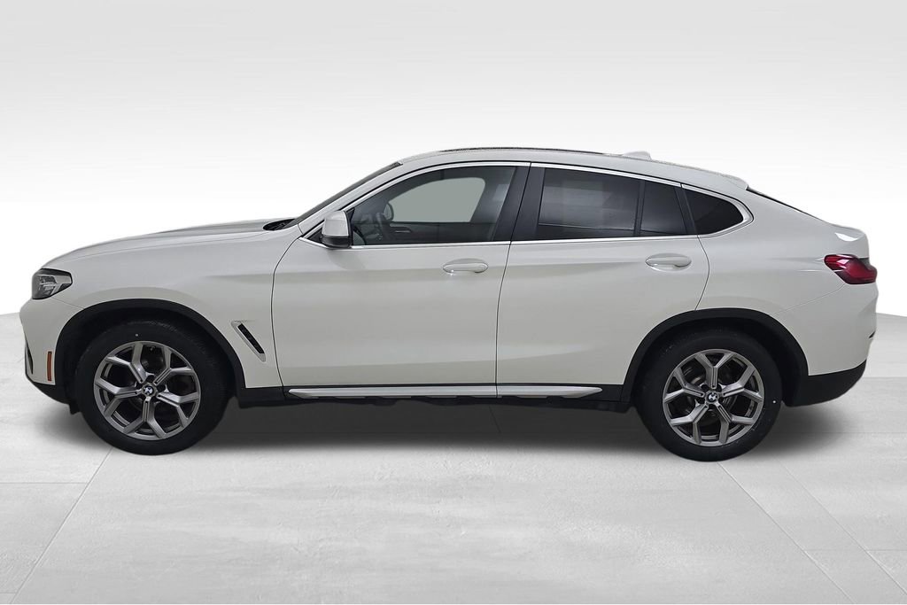 Certified 2025 BMW X4 xDrive30i w/ Premium Package image 6