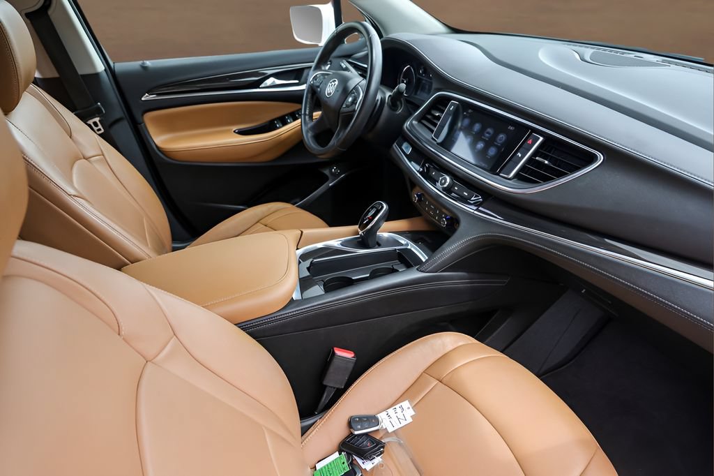 Used 2019 Buick Enclave Essence FWD image 29