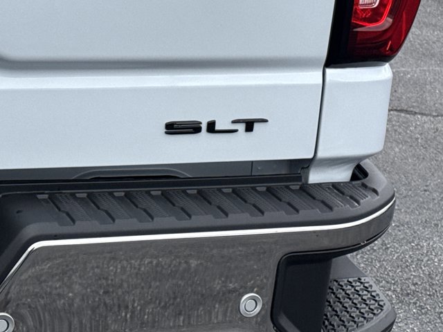 New 2026 GMC Sierra 1500 SLT w/ SLT Premium Plus Package AWD/4WD image 5