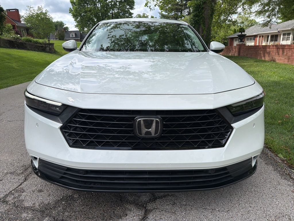 Used 2023 Honda Accord EX-L image 5