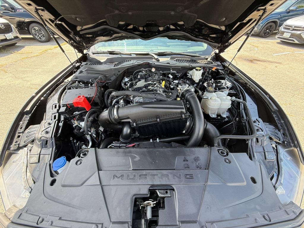 Used 2024 Ford Mustang Coupe RWD image 25