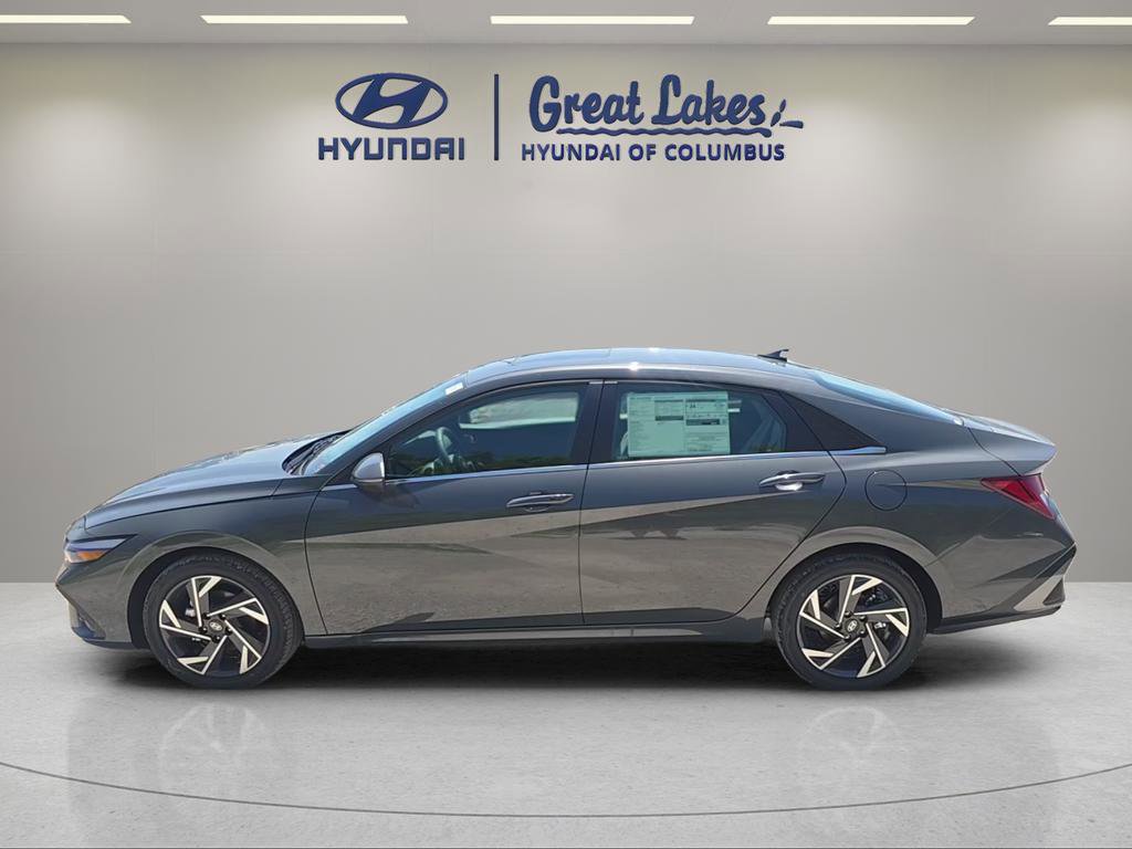New 2026 Hyundai Elantra Limited FWD image 2
