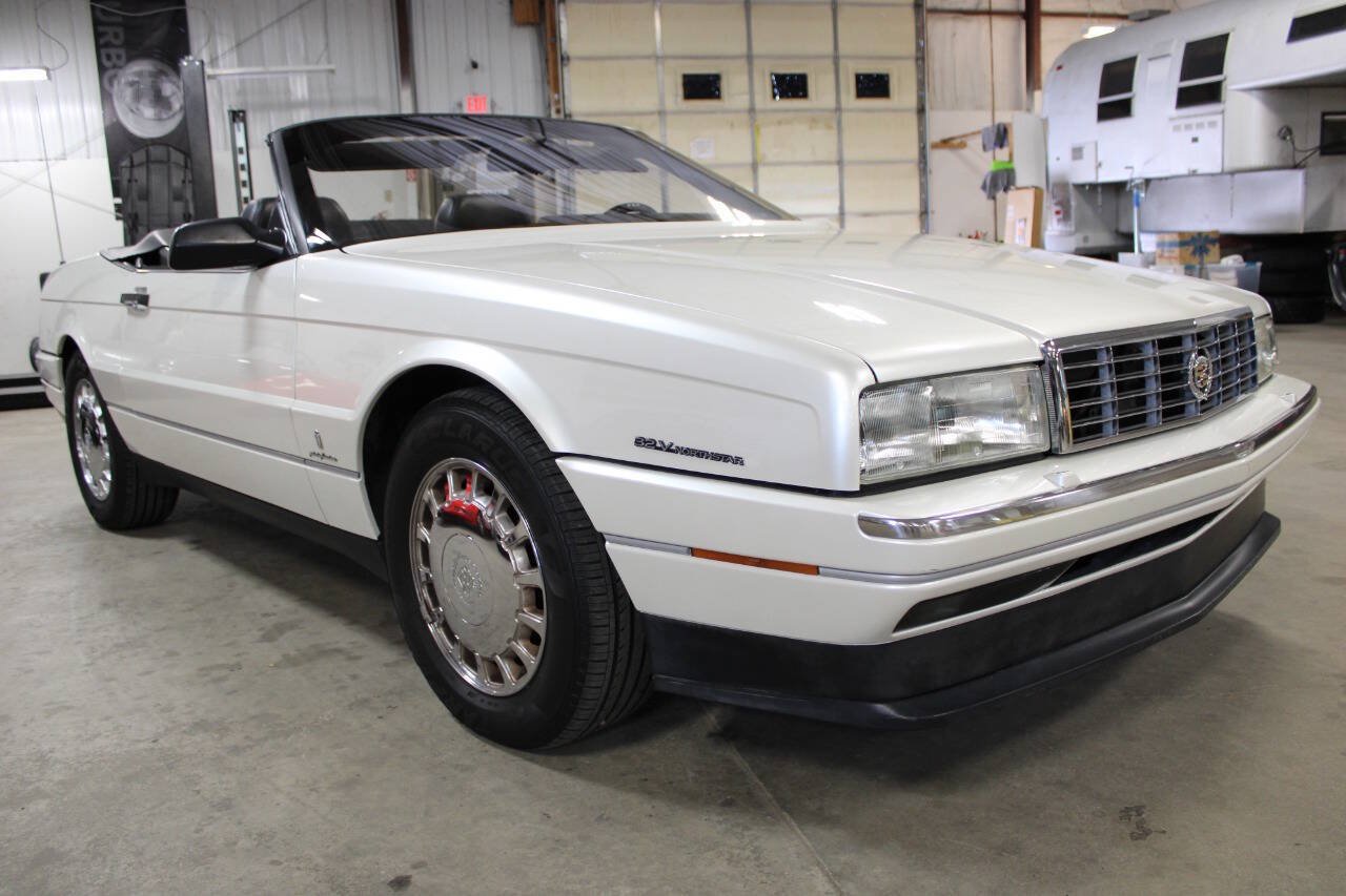 Used 1993 Cadillac Allante FWD image 30