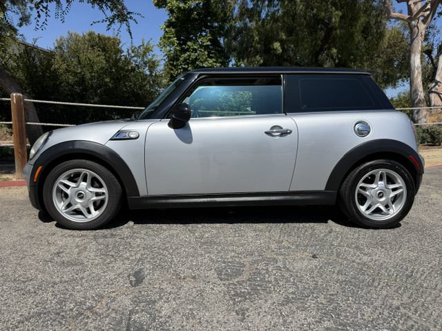 Used 2009 MINI Cooper S FWD image 3