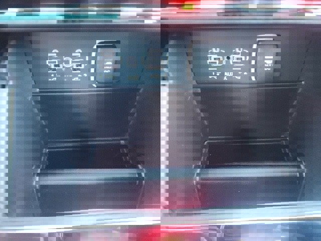 New 2025 Jeep Grand Cherokee Limited w/ Black Appearance Package image 7