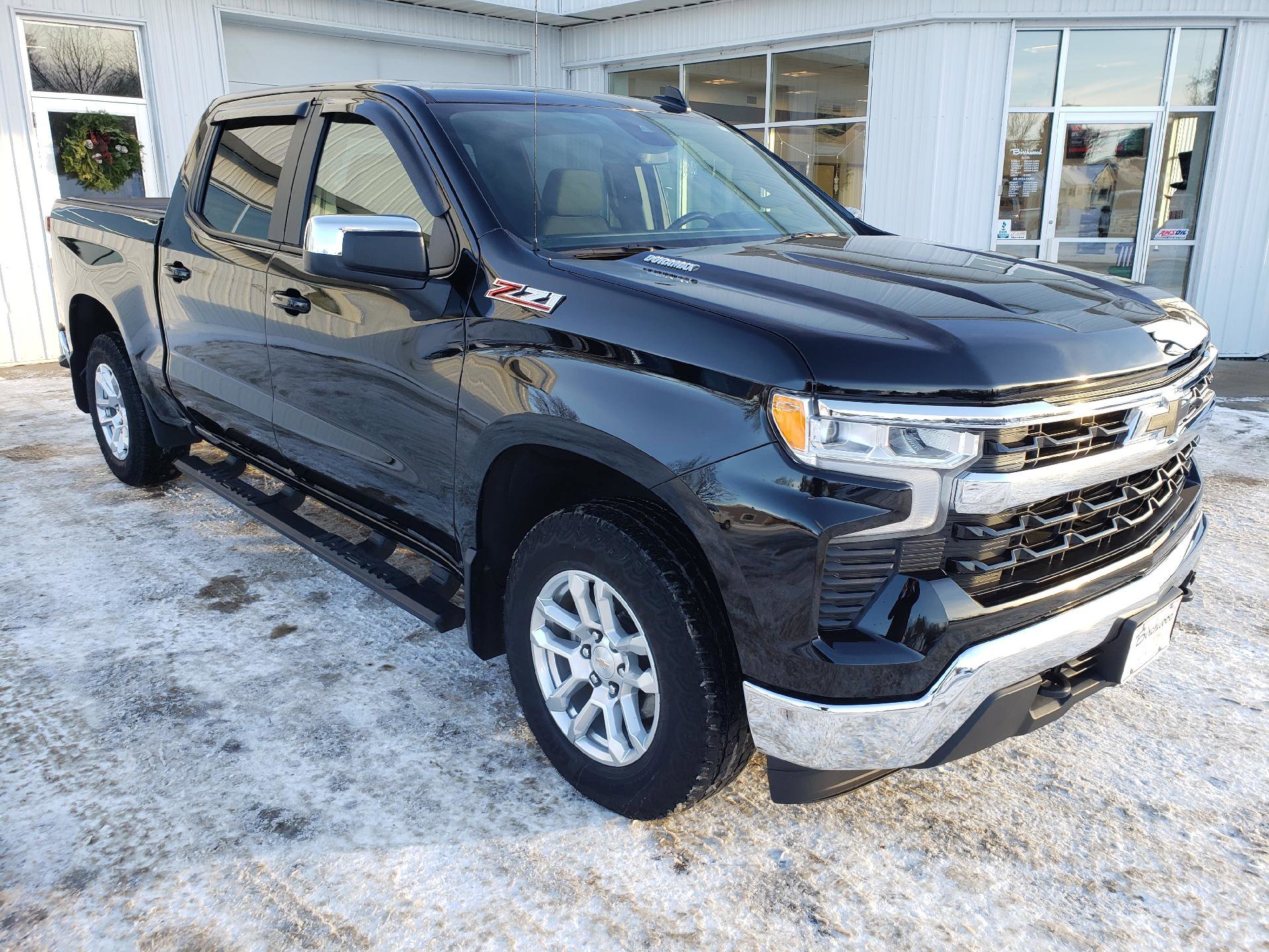 Used 2024 Chevrolet Silverado 1500 LT image 6