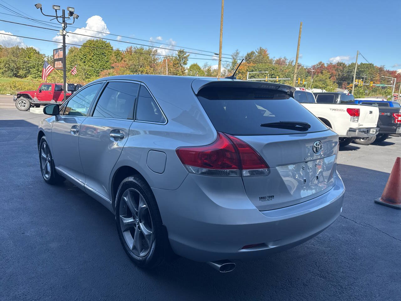 Used 2011 Toyota Venza AWD w/ Comfort Pkg image 7