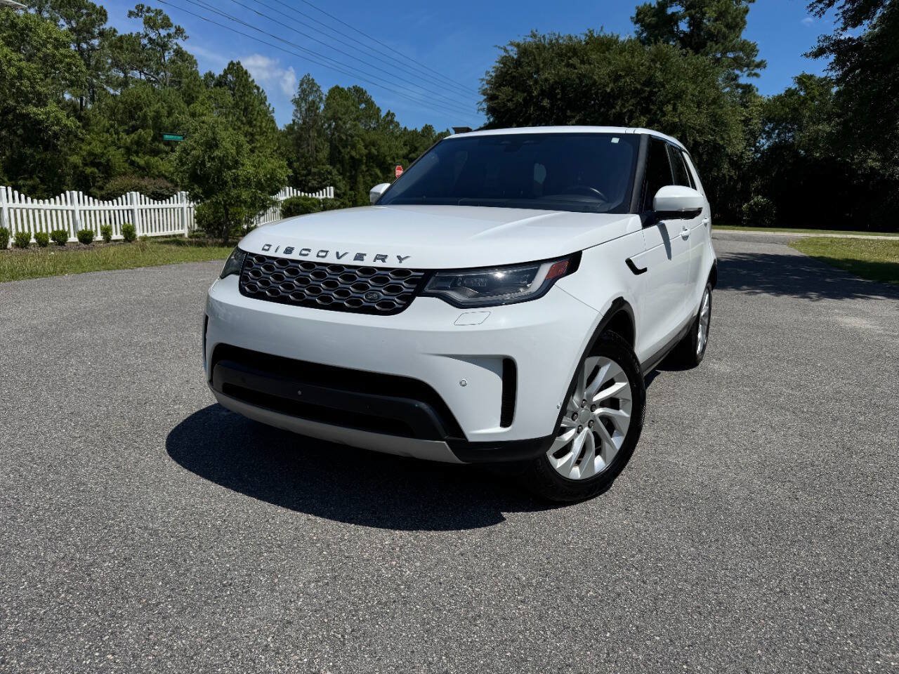 Used 2022 Land Rover Discovery S AWD/4WD image 29