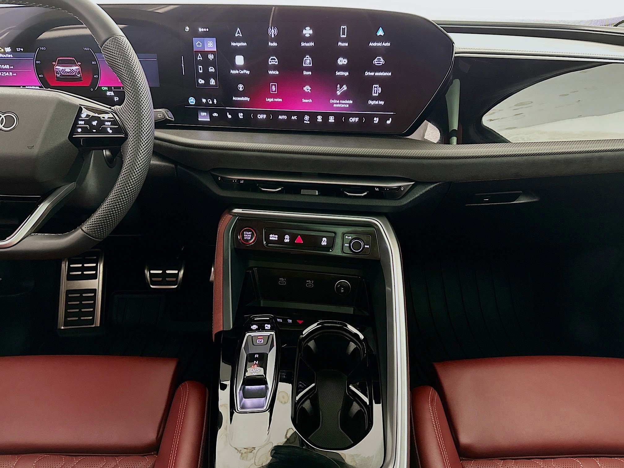 Used 2025 Audi SQ5 Premium Plus w/ Premium Plus Package image 10