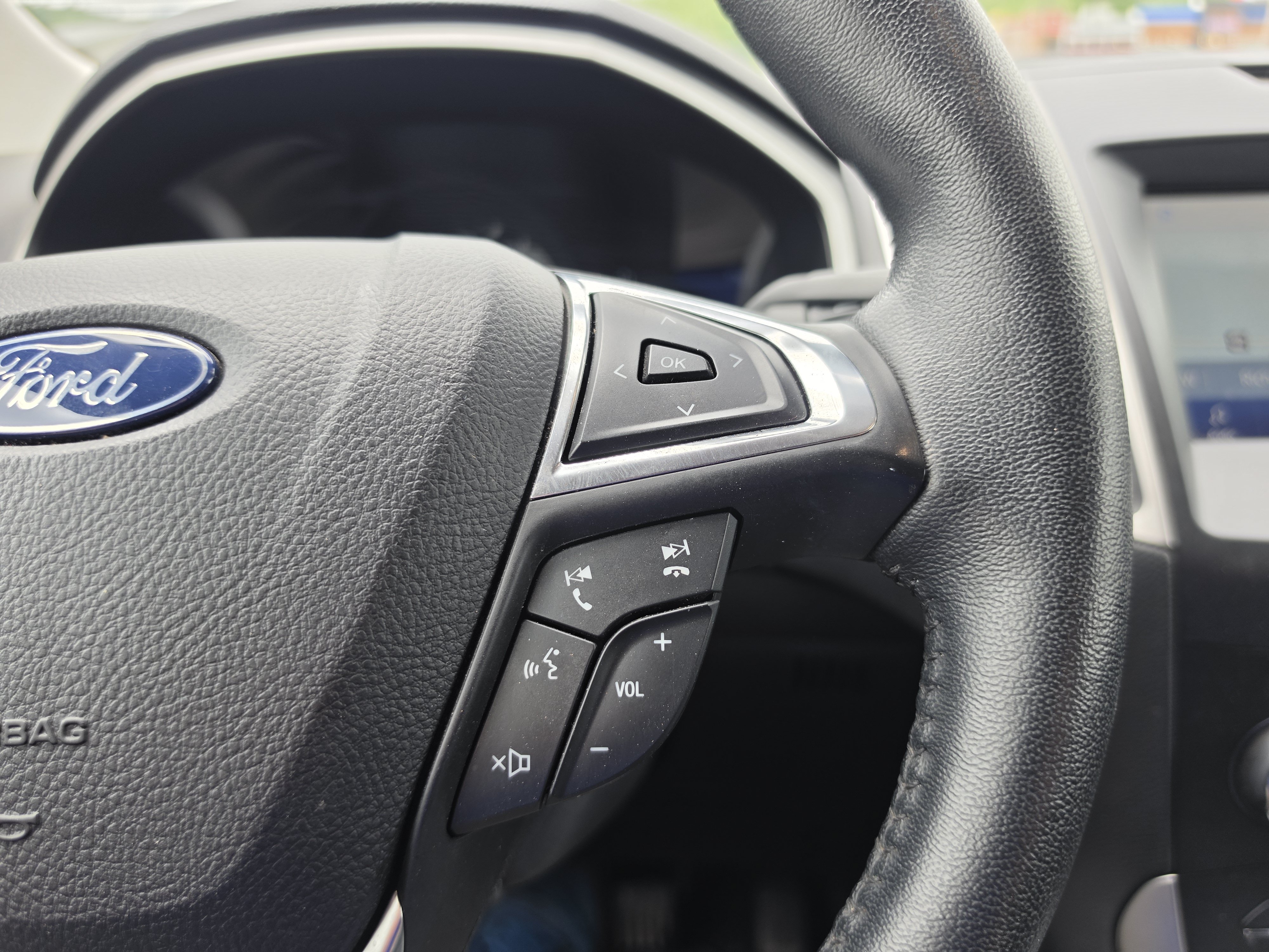 Used 2020 Ford Edge SEL w/ Convenience Package AWD/4WD image 21