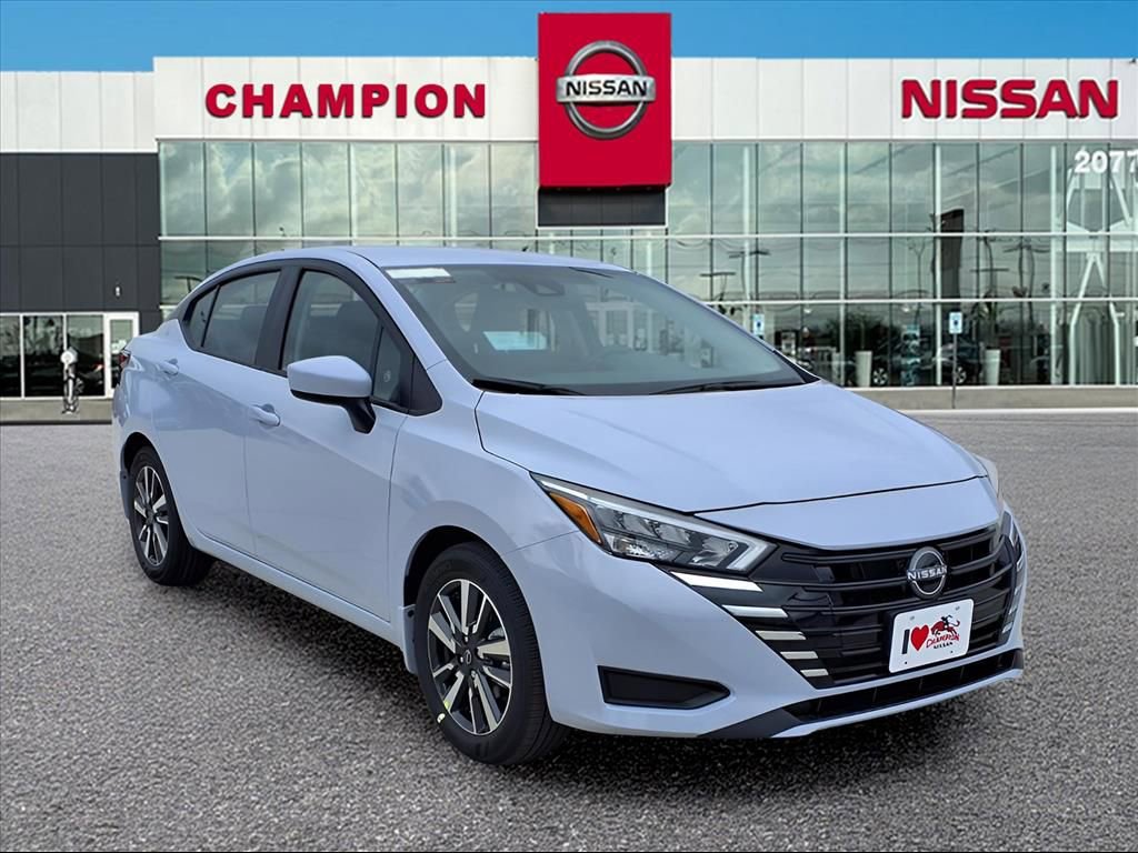New 2025 Nissan Versa SV w/ Trunk Package