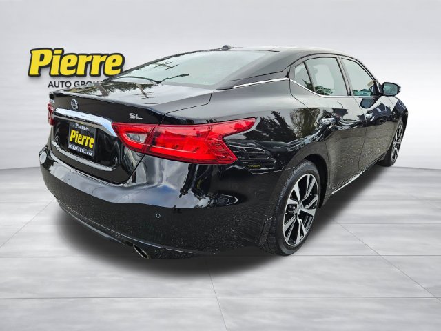 Used 2017 Nissan Maxima 3.5 SL w/ Interior Lighting Package FWD image 5