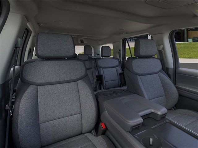 New 2025 Ford Expedition Active image 10