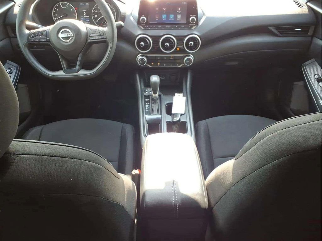 Used 2024 Nissan Sentra S image 10