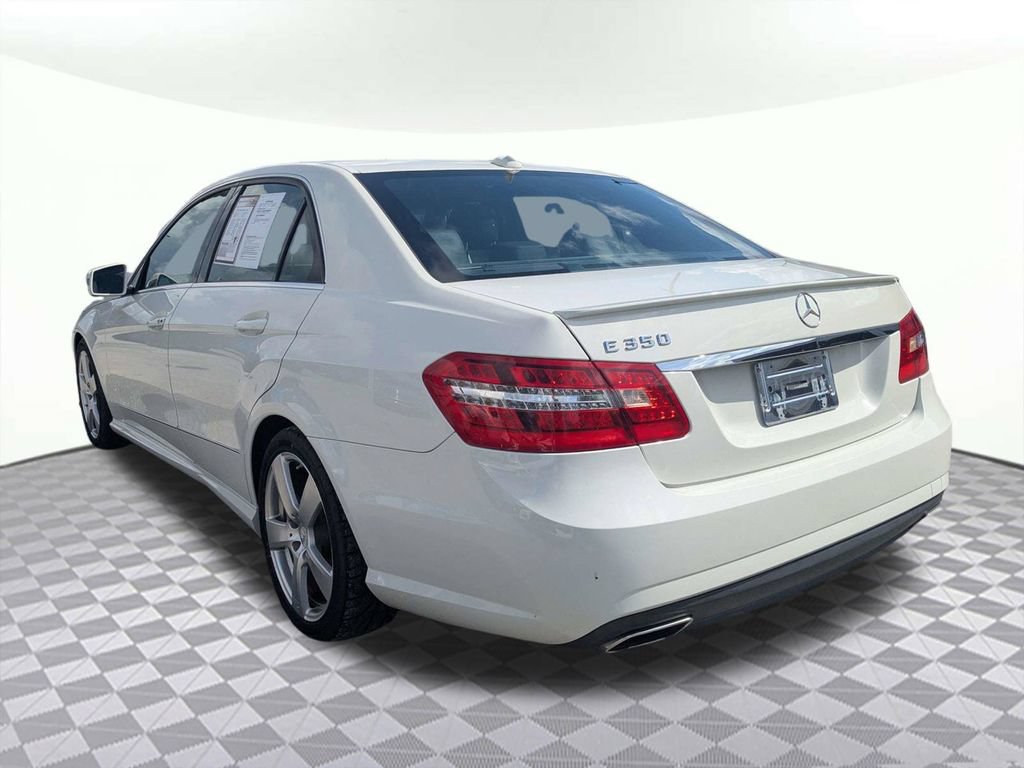 Used 2011 Mercedes-Benz E 350 Sedan image 5