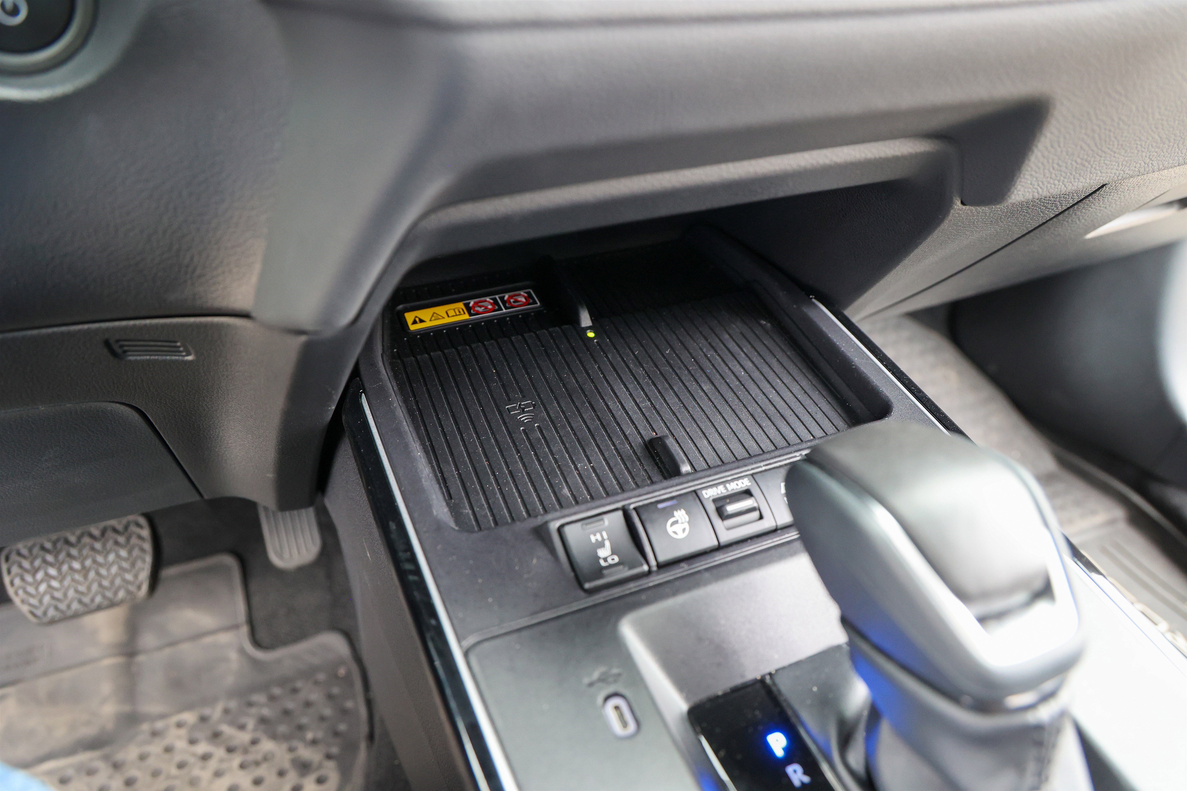 Used 2026 Toyota Corolla Cross XSE w/ Convenience Package image 24