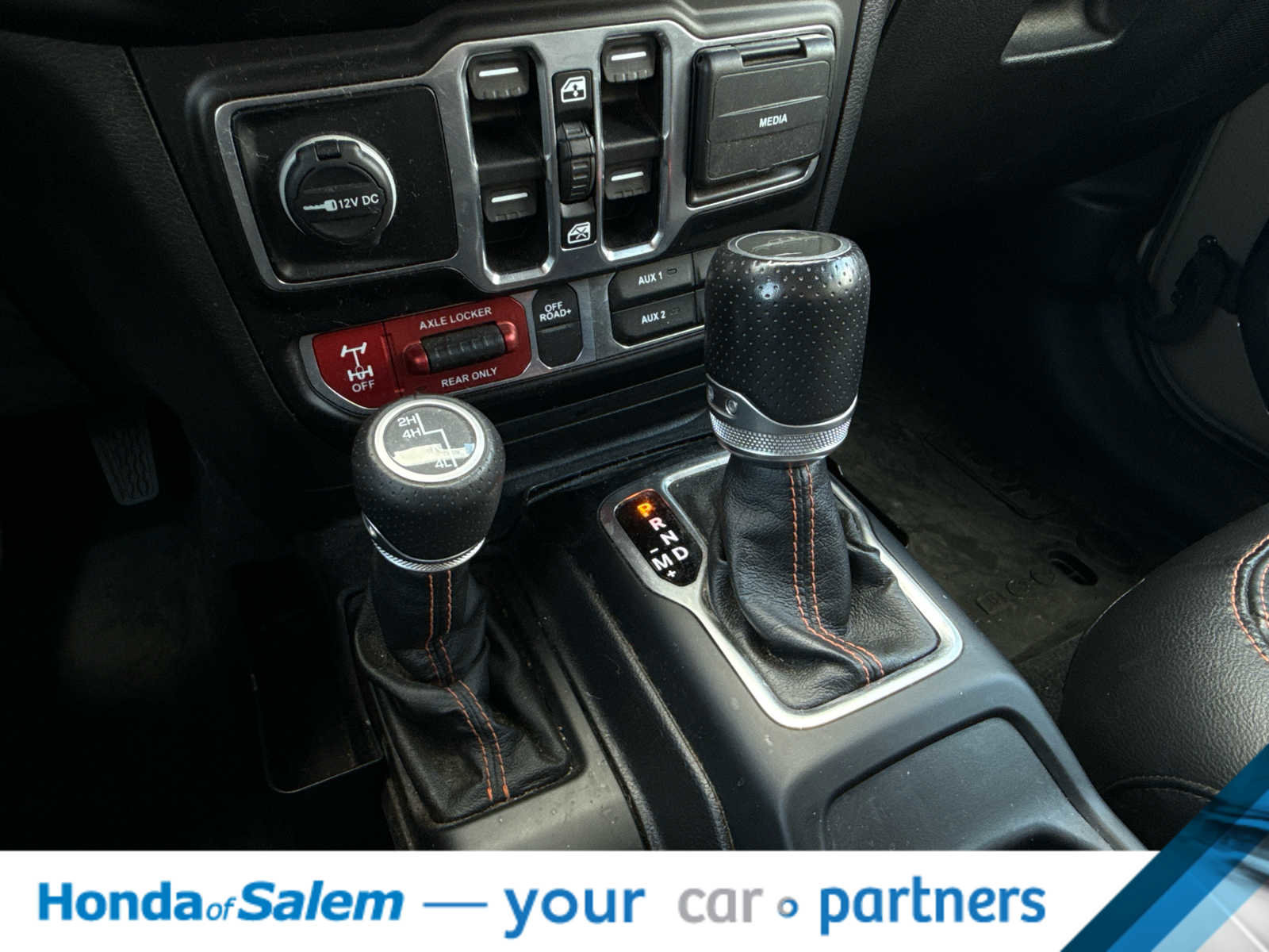 Used 2020 Jeep Gladiator Mojave image 17