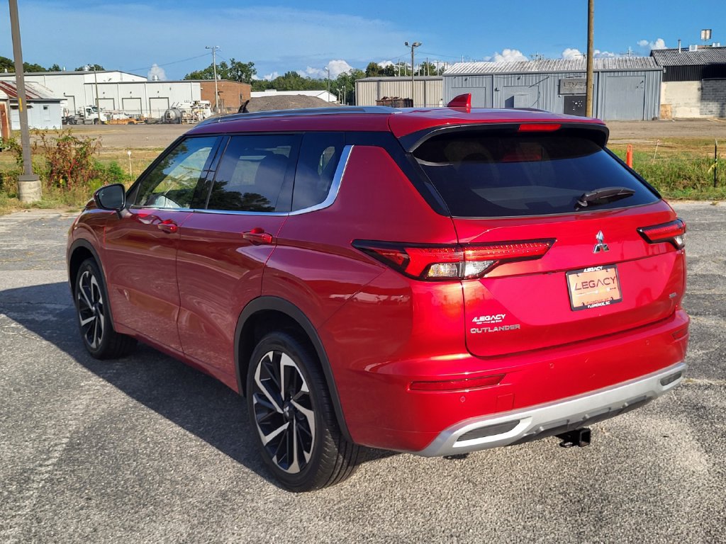 Used 2024 Mitsubishi Outlander SEL FWD image 6