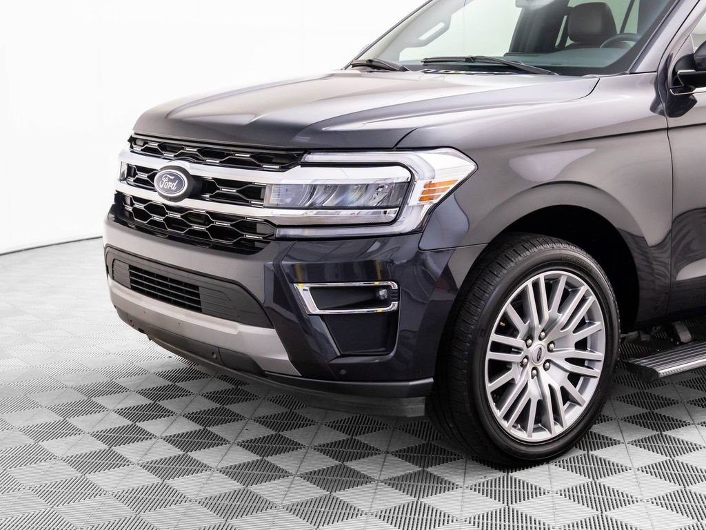 Used 2024 Ford Expedition Max Limited image 35
