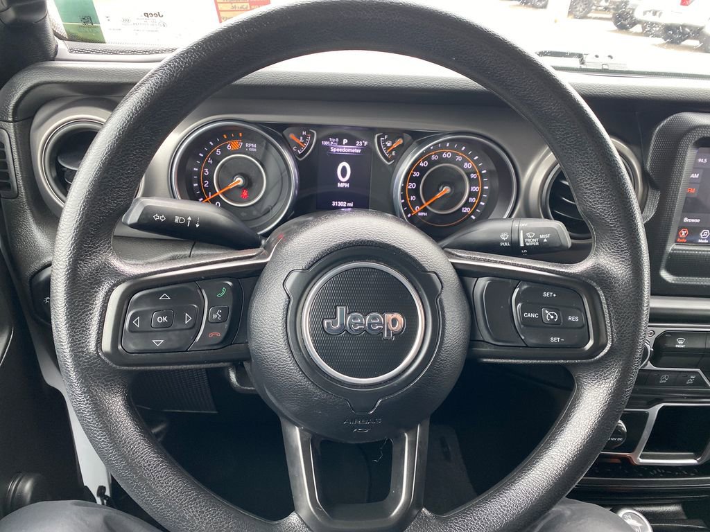 Used 2023 Jeep Wrangler Sport image 15